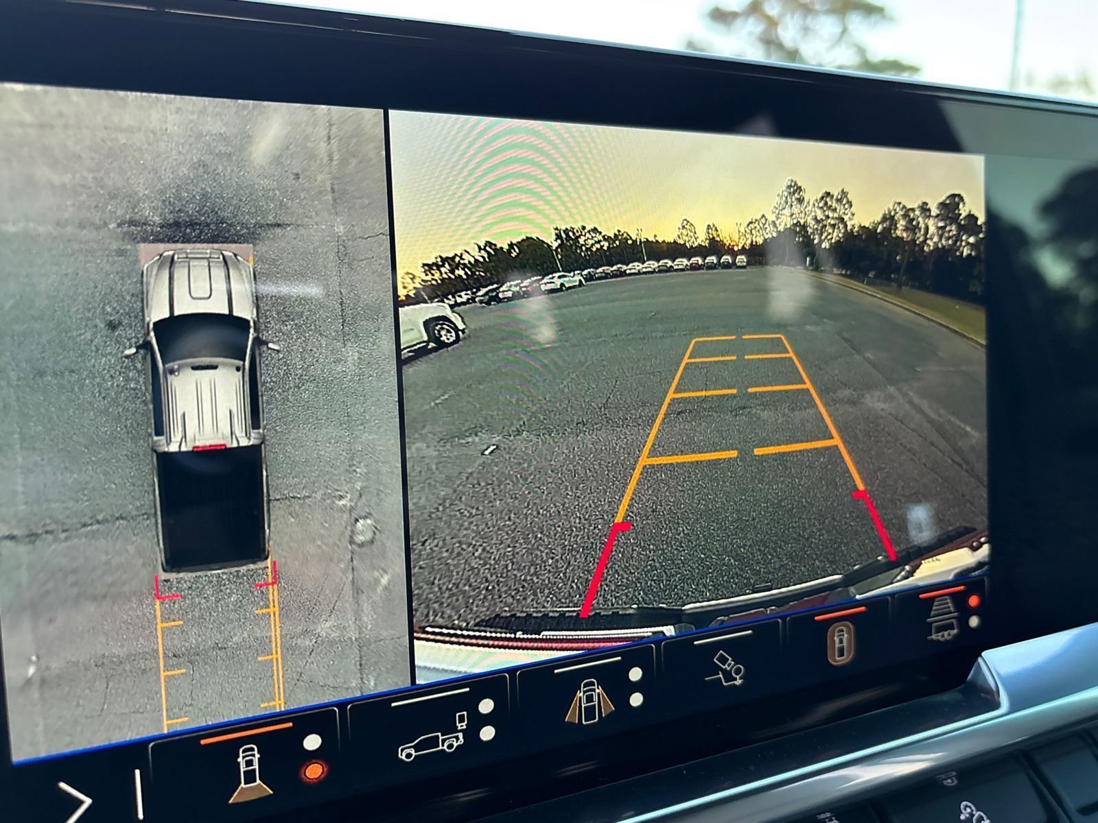 New 2026 GMC Sierra 2500 SLT w/ SLT Premium Package image 6