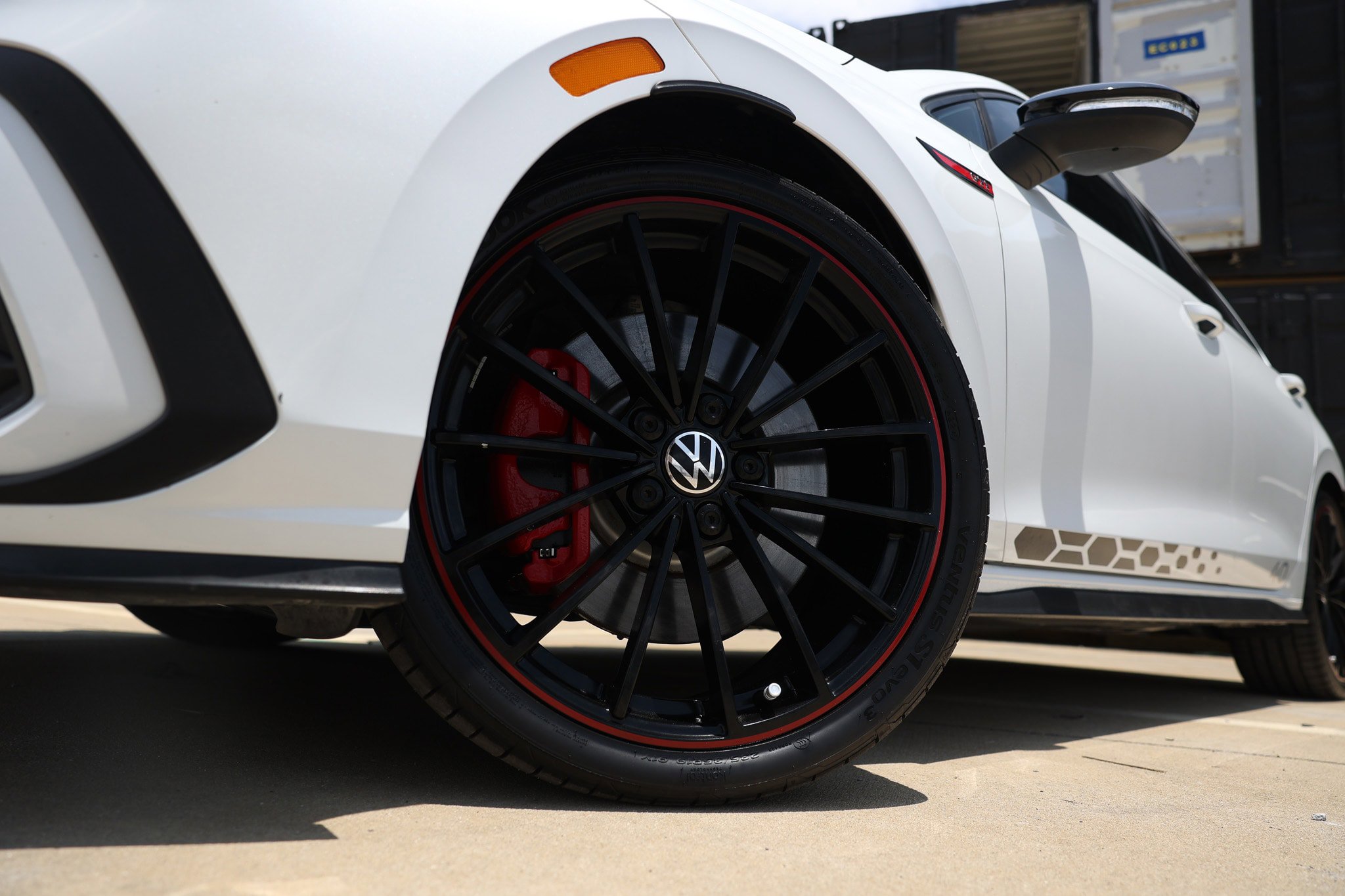 Used 2023 Volkswagen GTI 40th Anniversary Edition FWD image 34