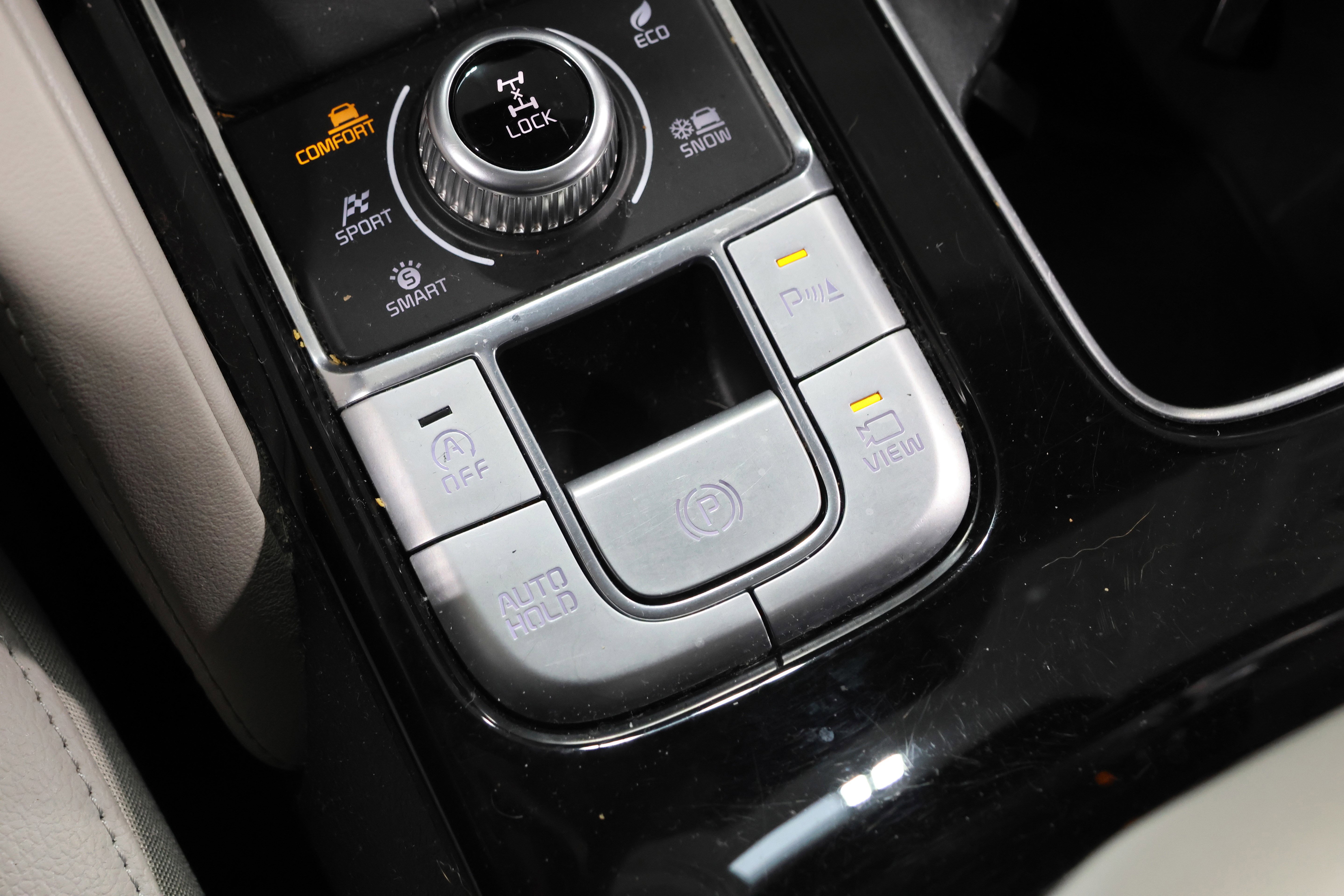 Used 2022 Kia Telluride SX image 32