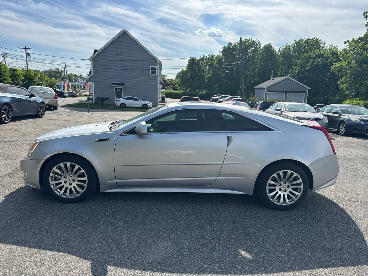 Used 2011 Cadillac CTS Premium AWD/4WD image 5