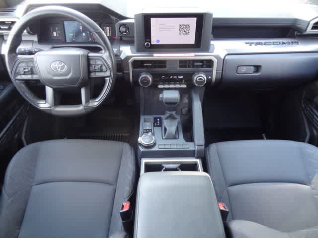 Used 2025 Toyota Tacoma SR5 AWD/4WD image 10