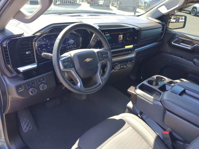 Used 2024 Chevrolet Silverado 1500 LT AWD/4WD image 9