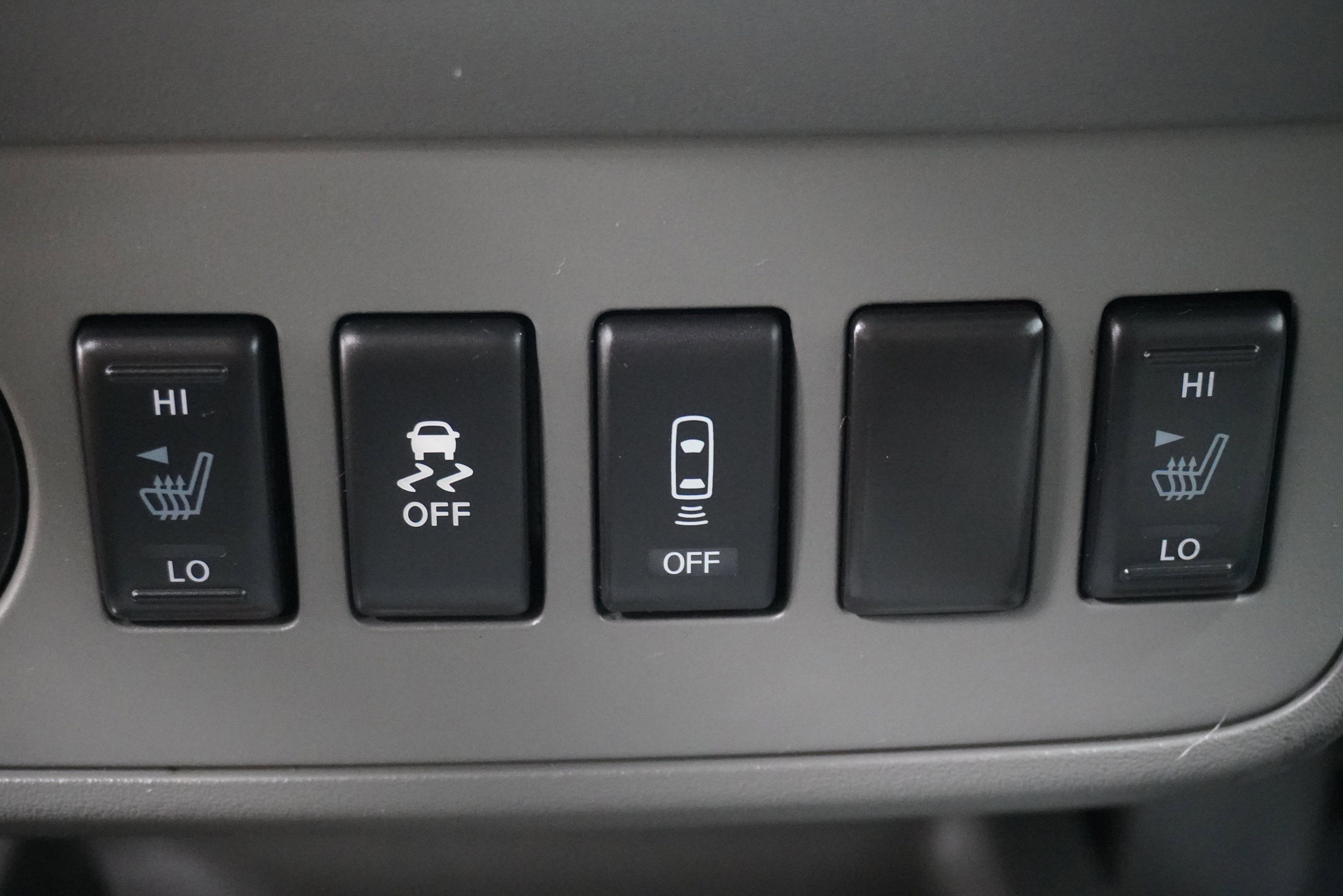 Used 2021 Nissan Frontier SV w/ Midnight Edition Floor Mats RWD image 20