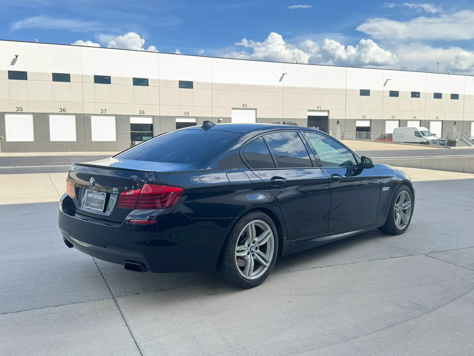 Used 2016 BMW 550i xDrive Sedan AWD/4WD image 5