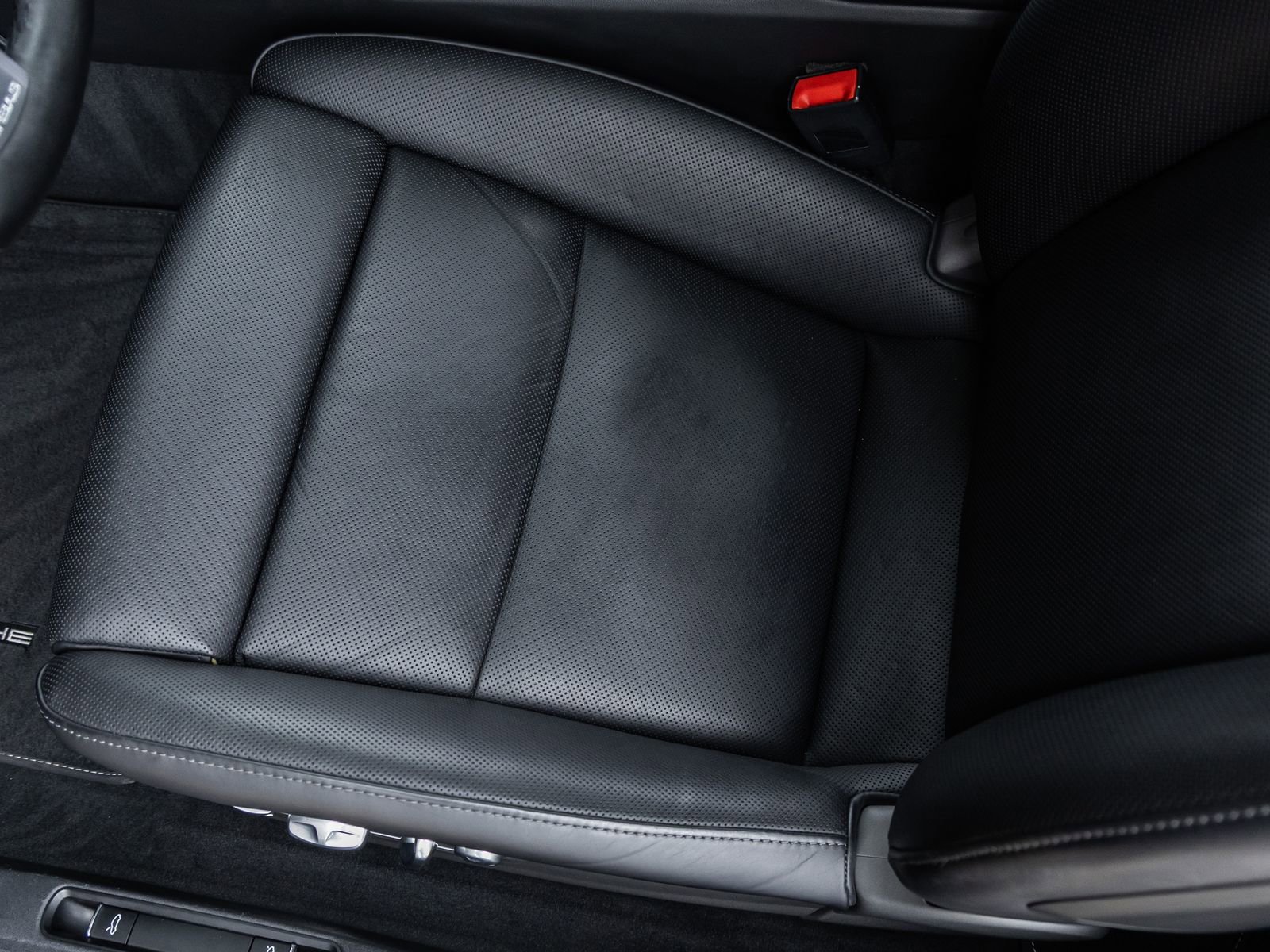 Used 2016 Porsche 911 Carrera GTS RWD image 36