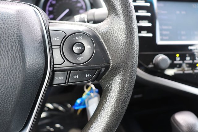 Used 2020 Toyota Camry LE image 17