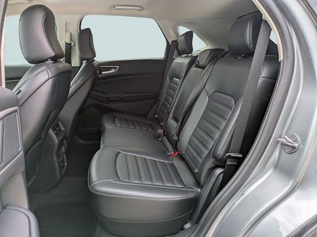 Used 2024 Ford Edge SEL image 13