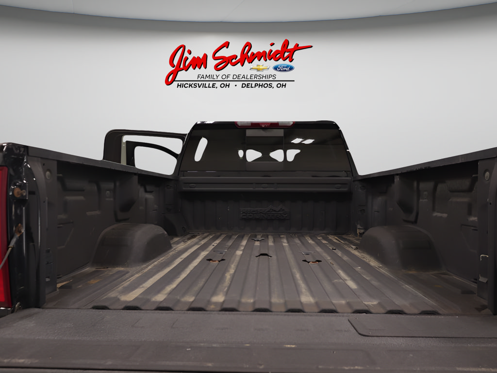 Used 2023 Chevrolet Silverado 2500 High Country w/ Z71 Off-Road Package AWD/4WD image 31