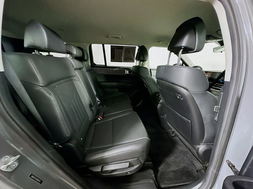 Used 2024 Hyundai Santa Fe SEL image 9