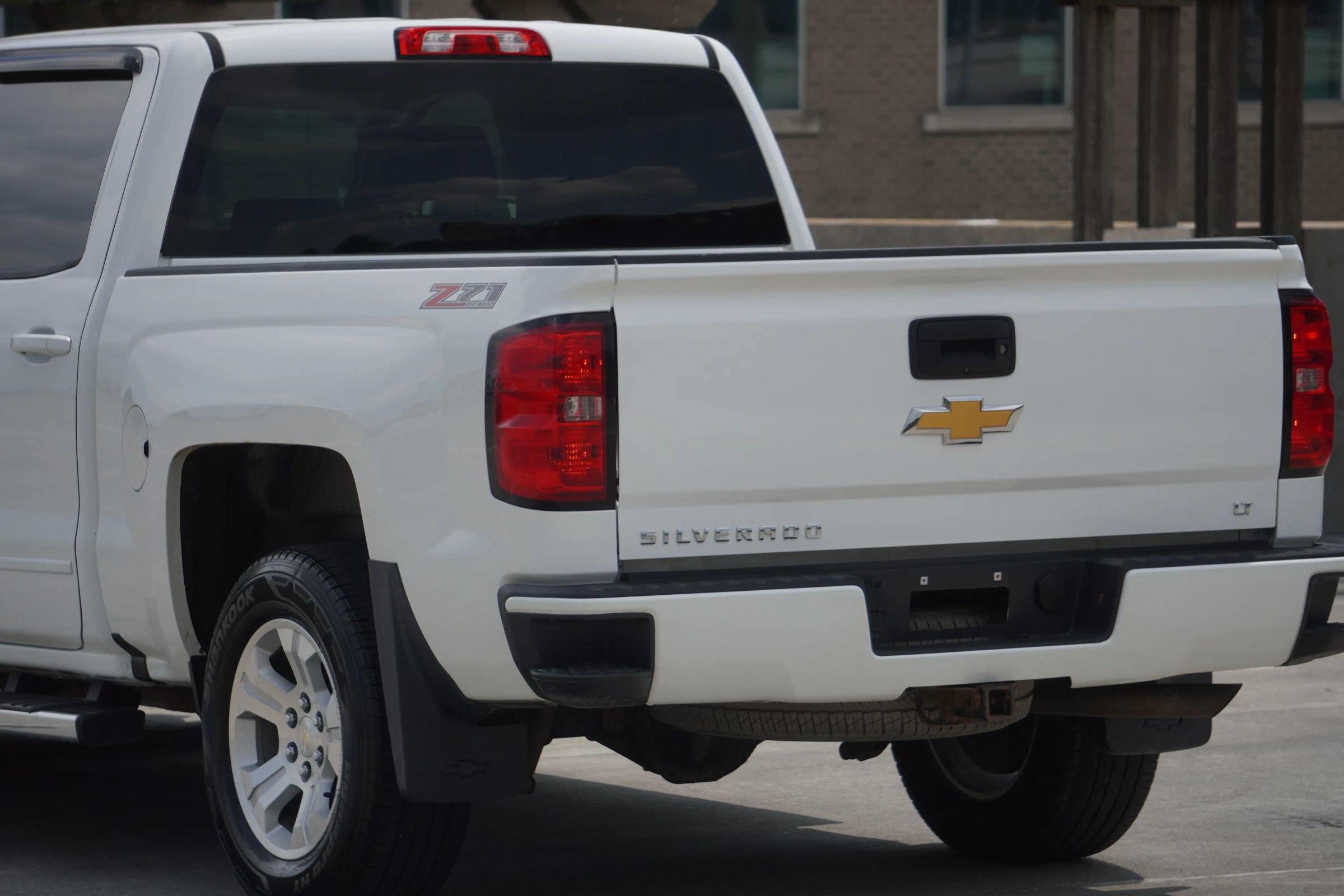 Used 2017 Chevrolet Silverado 1500 LT w/ All Star Edition image 10