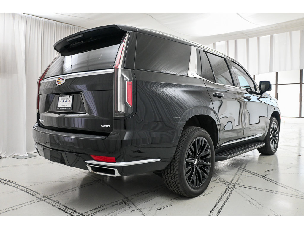 Used 2023 Cadillac Escalade Premium Luxury AWD/4WD image 7