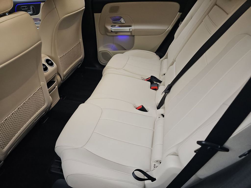 Used 2024 Mercedes-Benz EQB 300 4MATIC w/ Winter Package image 4
