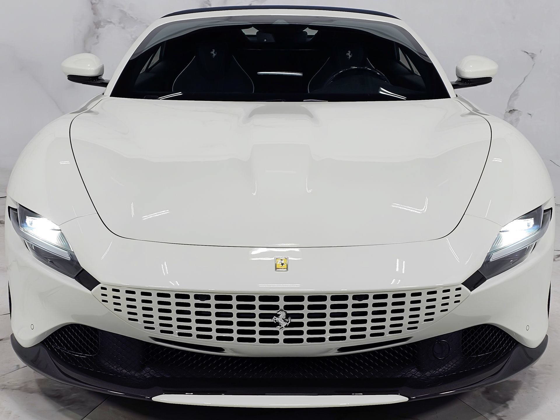 Used 2025 Ferrari Roma Spider RWD image 19