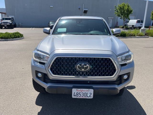 Used 2019 Toyota Tacoma TRD Off-Road w/ TRD Premium Off Road Package image 2