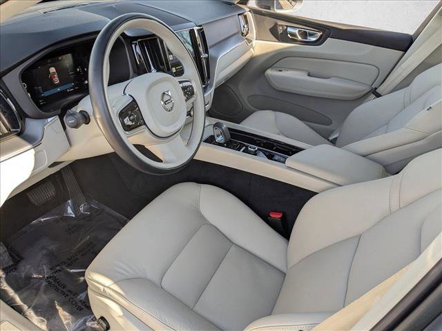 Used 2023 Volvo XC60 B5 Core w/ Climate Package image 10