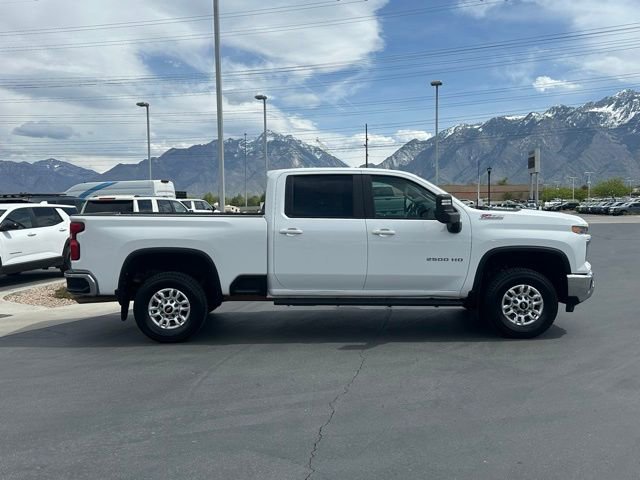 Used 2024 Chevrolet Silverado 2500 LT w/ Convenience Package image 25