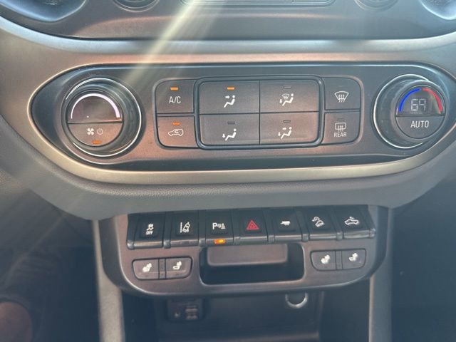 Used 2021 Chevrolet Colorado Z71 w/ Safety Package image 18