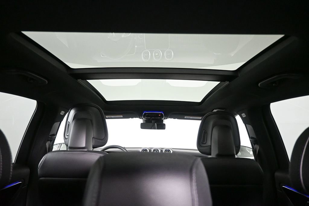 Certified 2025 Mercedes-Benz GLC 300 image 19