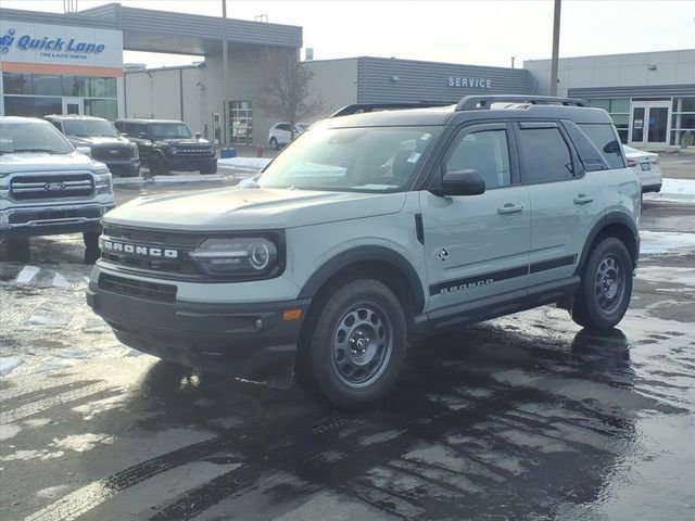 Certified 2024 Ford Bronco Sport Outer Banks image 3