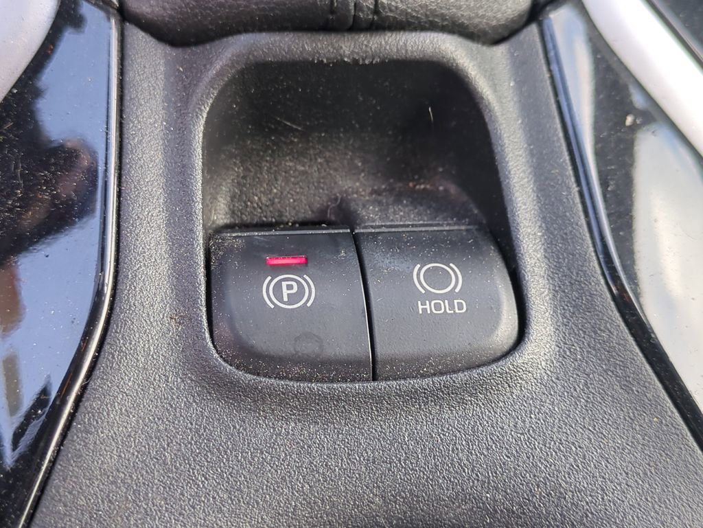 Used 2020 Toyota Corolla SE image 25
