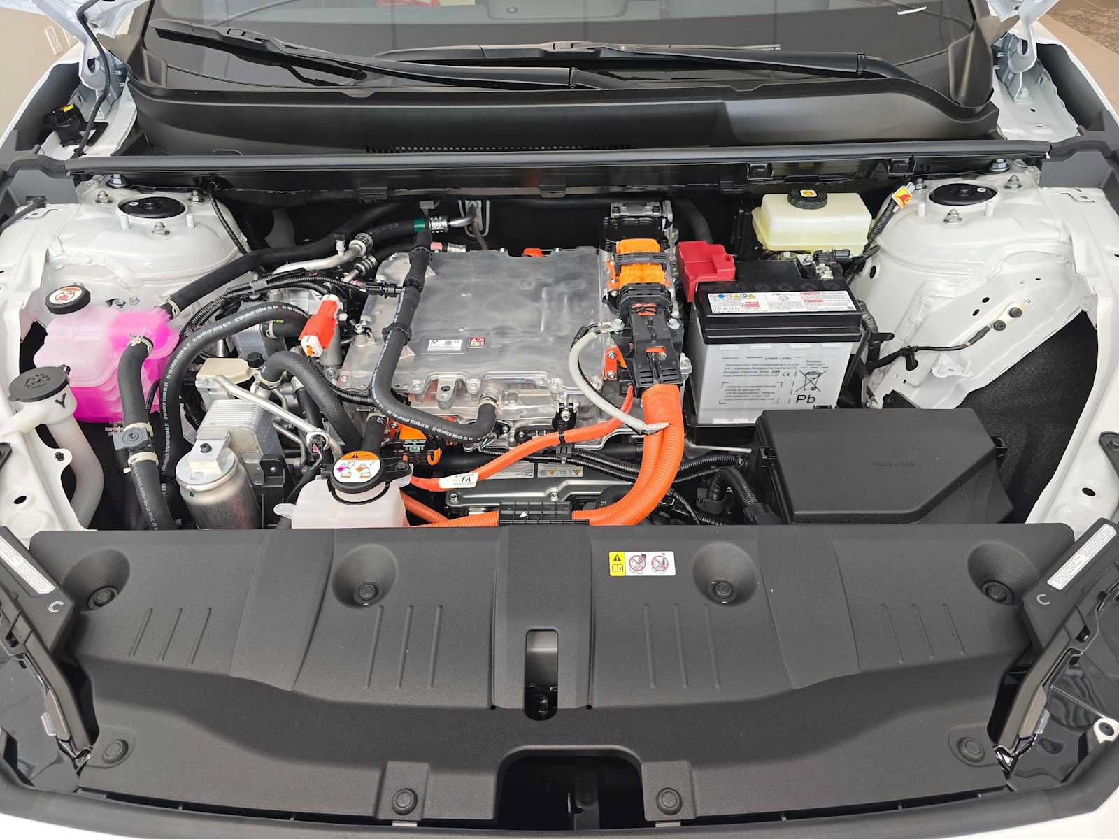 New 2027 Toyota C-HR w/ ALL Weather Mat Package (TMS) AWD/4WD image 9