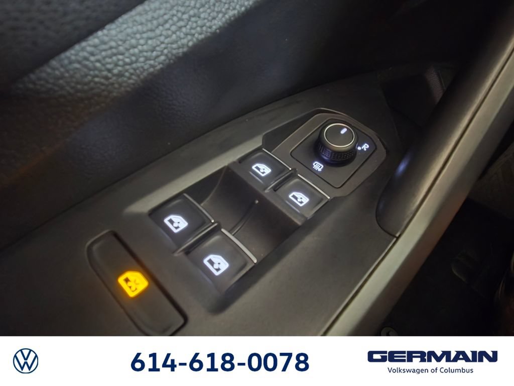 Used 2021 Volkswagen Jetta S w/ Driver Assistance Package FWD image 30