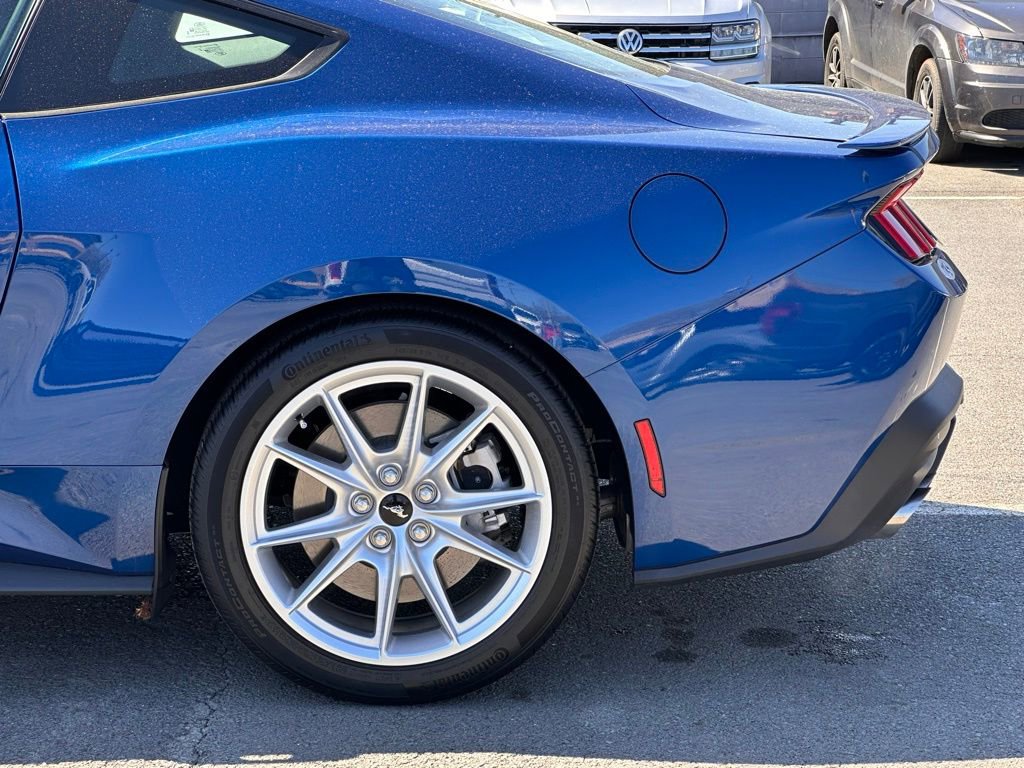 Used 2024 Ford Mustang GT Premium image 33