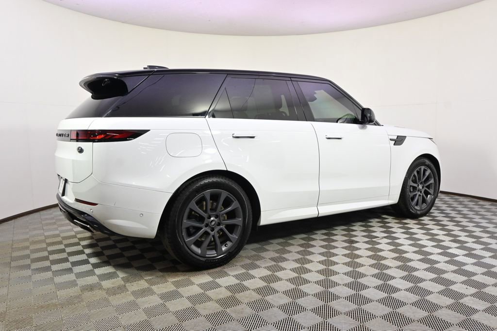 Used 2023 Land Rover Range Rover Sport SE Dynamic image 7