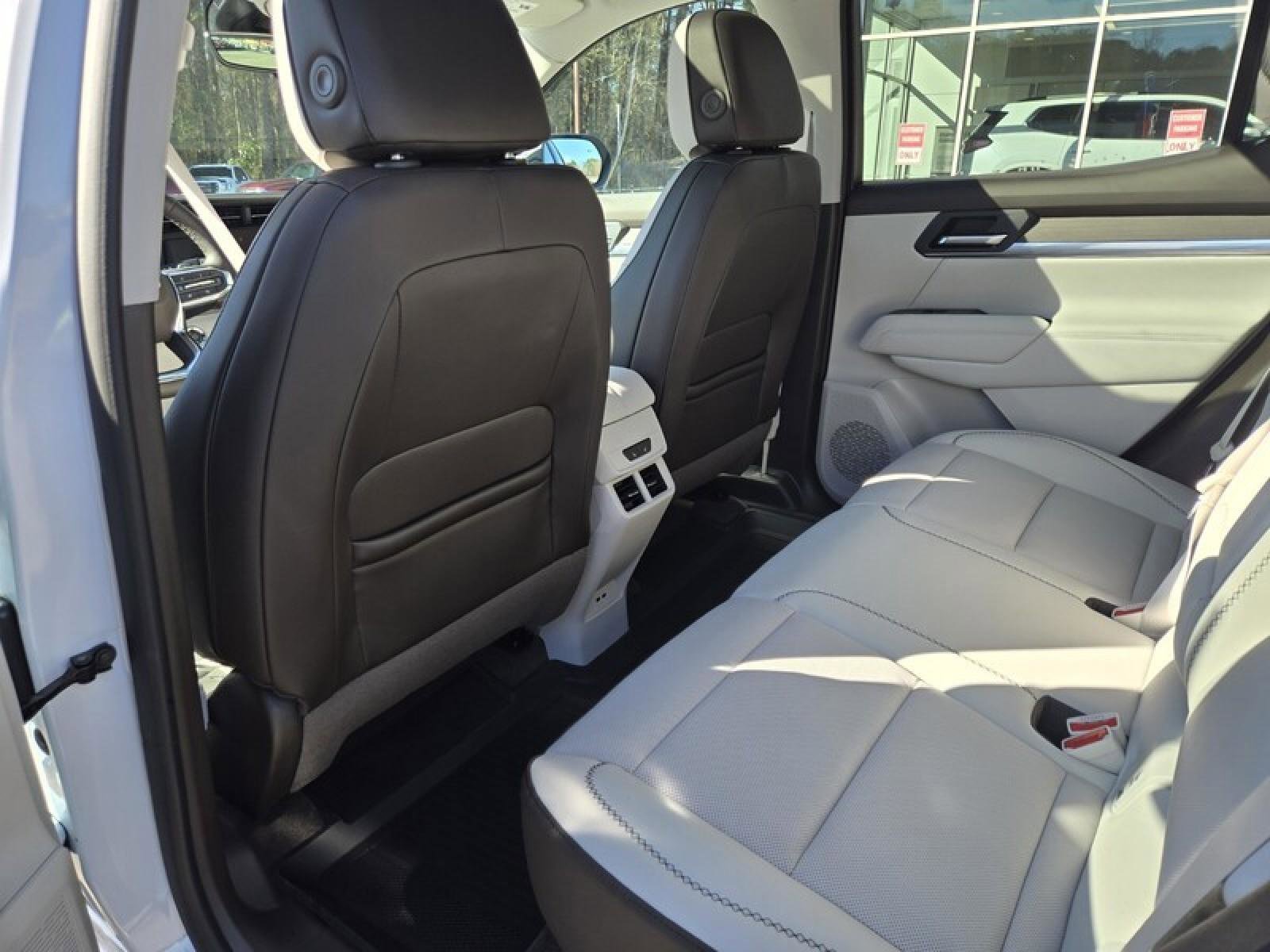 New 2026 GMC Terrain Denali w/ LPO, Floor Liner Package image 28