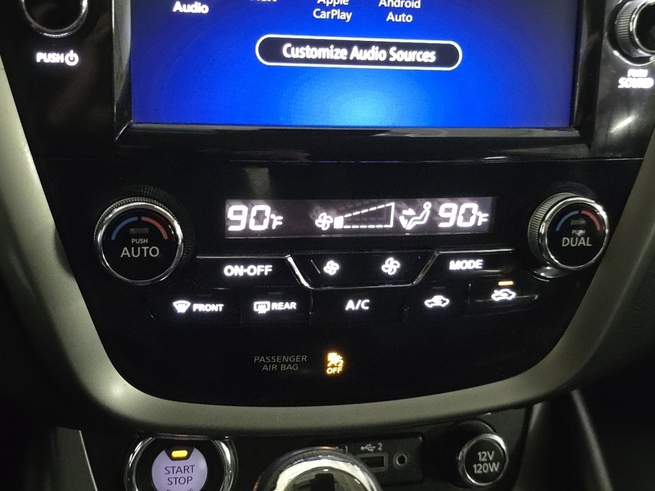 Used 2024 Nissan Murano SV image 33