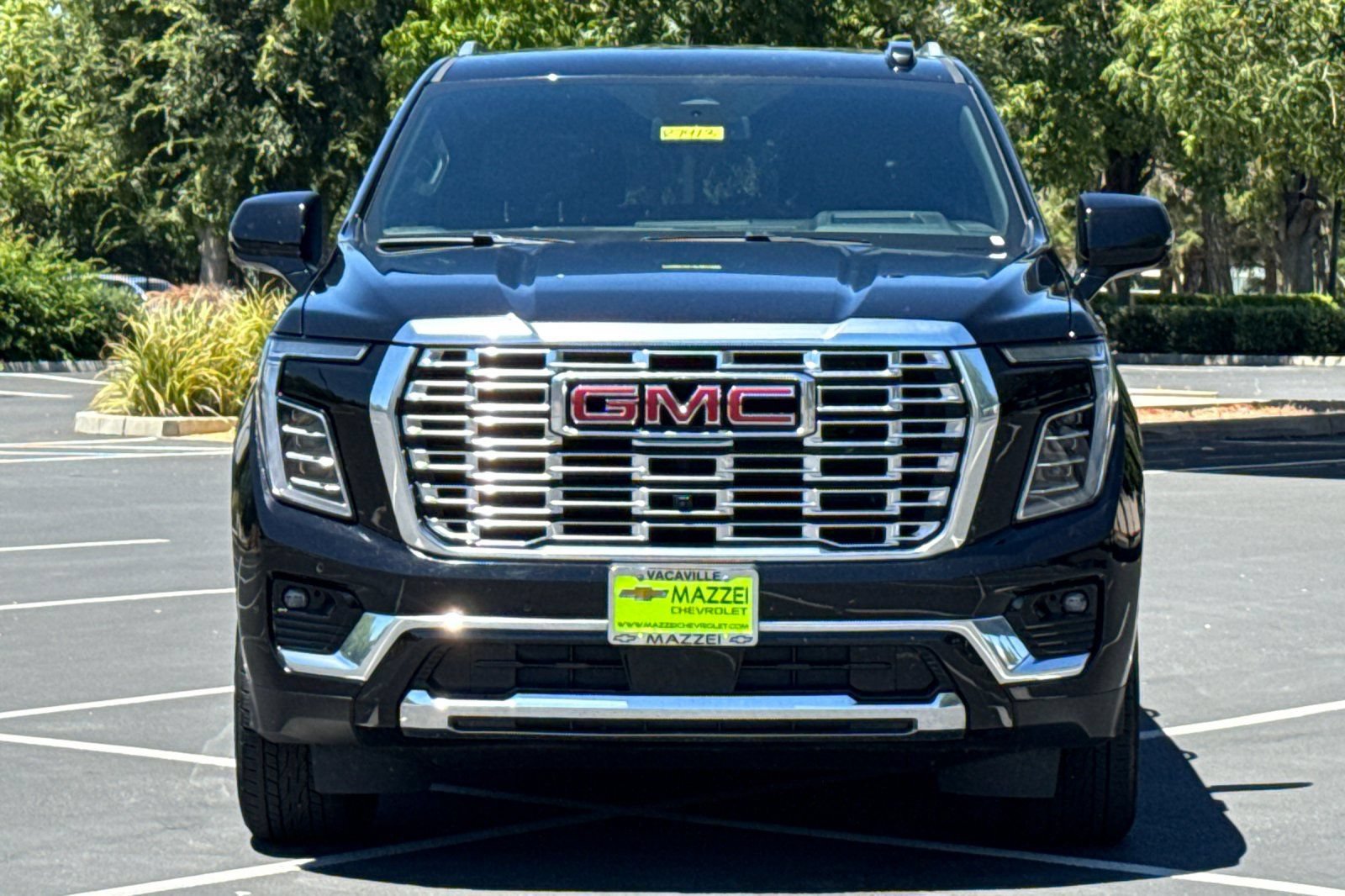 Used 2025 GMC Yukon Denali AWD/4WD image 7