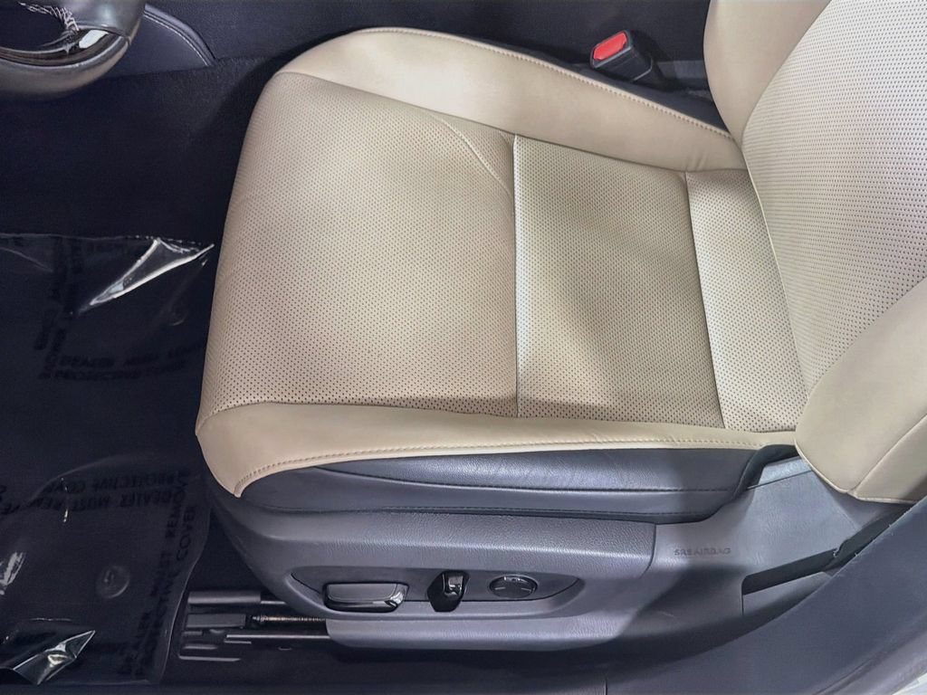 Used 2021 Lexus ES 250 w/ Premium Package AWD/4WD image 20