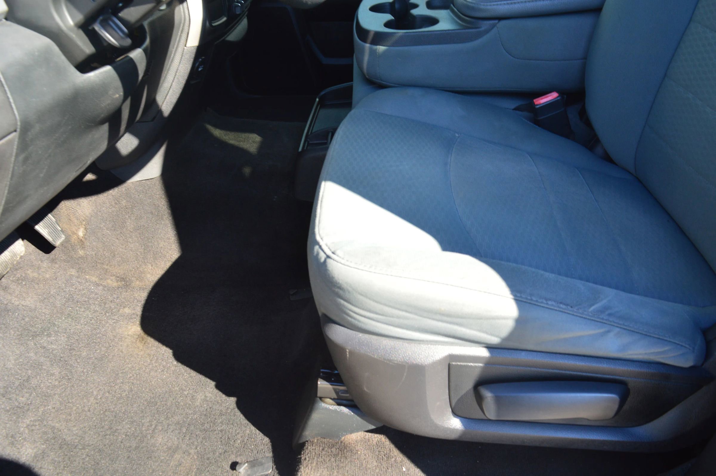 Used 2017 RAM 2500 SLT image 11