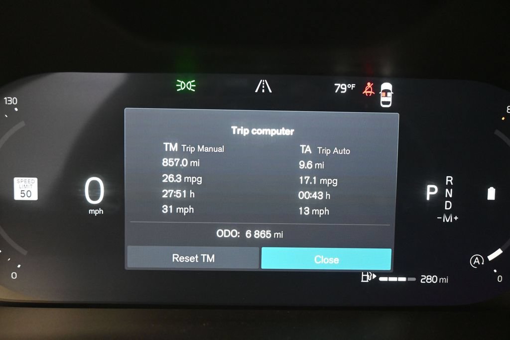 Used 2026 Volvo XC40 B5 Plus AWD/4WD image 24