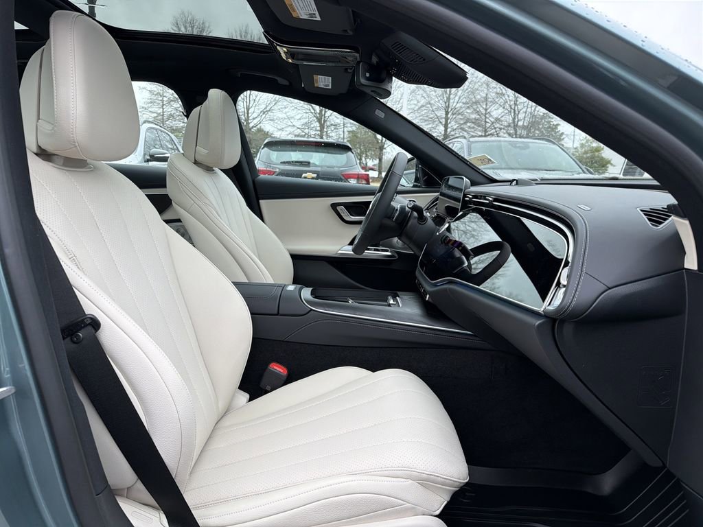 New 2026 Mercedes-Benz E 350 4MATIC Sedan image 20
