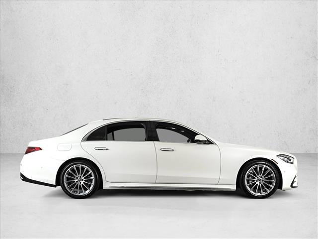 Used 2023 Mercedes-Benz S 500 4MATIC w/ AMG Line video 4