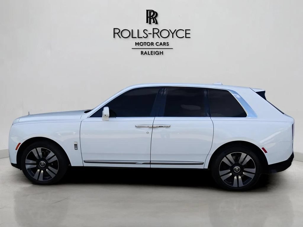Certified 2025 Rolls-Royce Cullinan AWD/4WD image 3