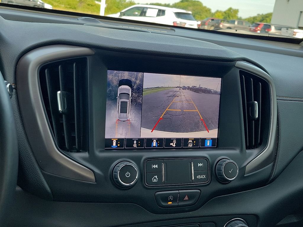 Used 2022 GMC Terrain AT4 w/ Infotainment Package II image 16