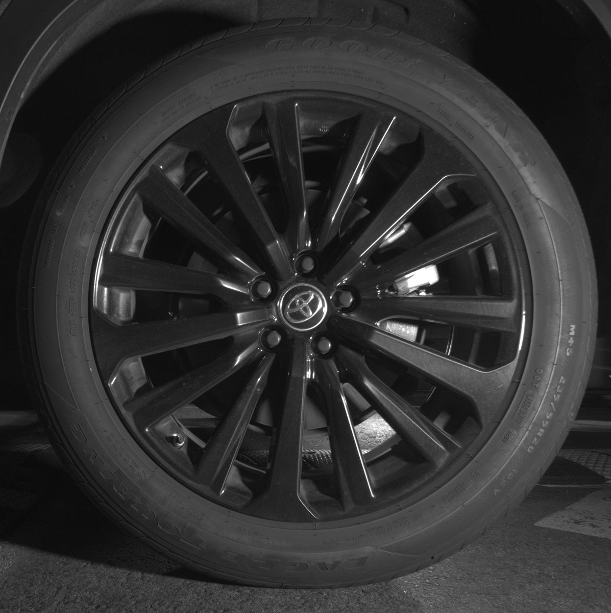 Used 2025 Toyota Highlander XSE image 14