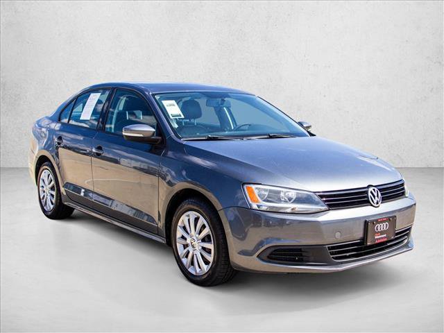 Used 2014 Volkswagen Jetta SE FWD image 3