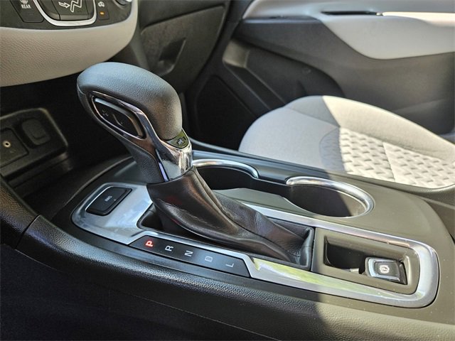 Used 2022 Chevrolet Equinox LT image 24