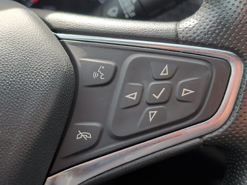Used 2025 Chevrolet Malibu LT FWD image 13