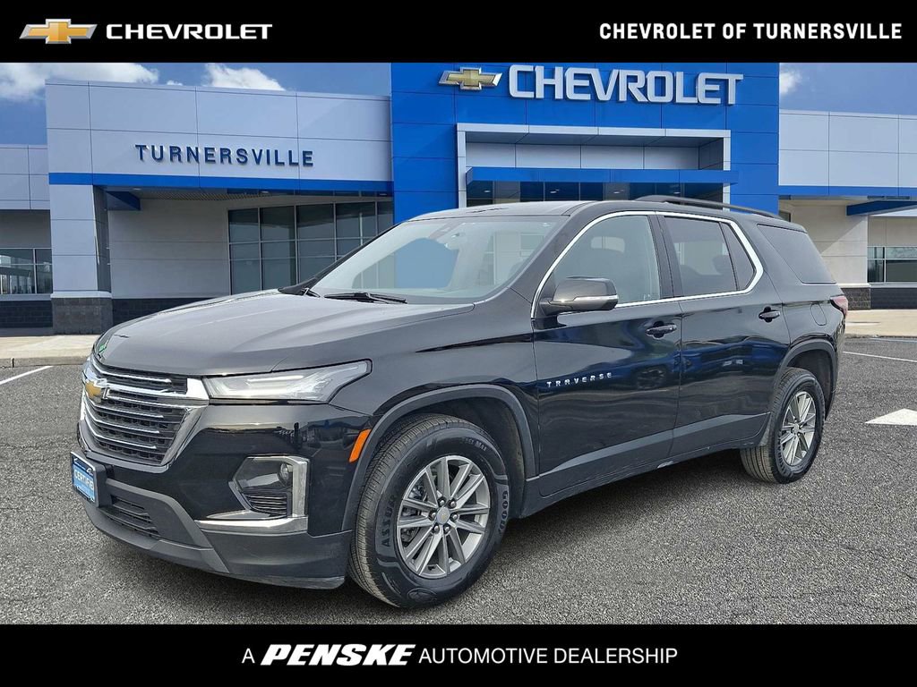 Certified 2022 Chevrolet Traverse LT