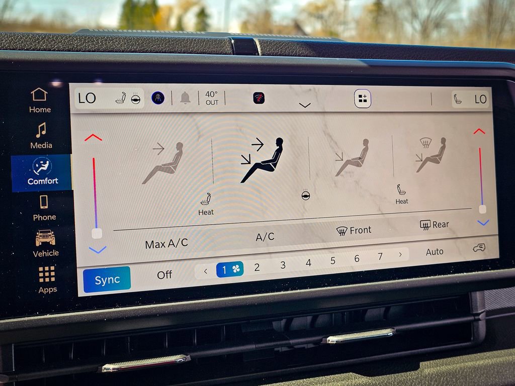 Certified 2026 Jeep Wrangler Willys image 21