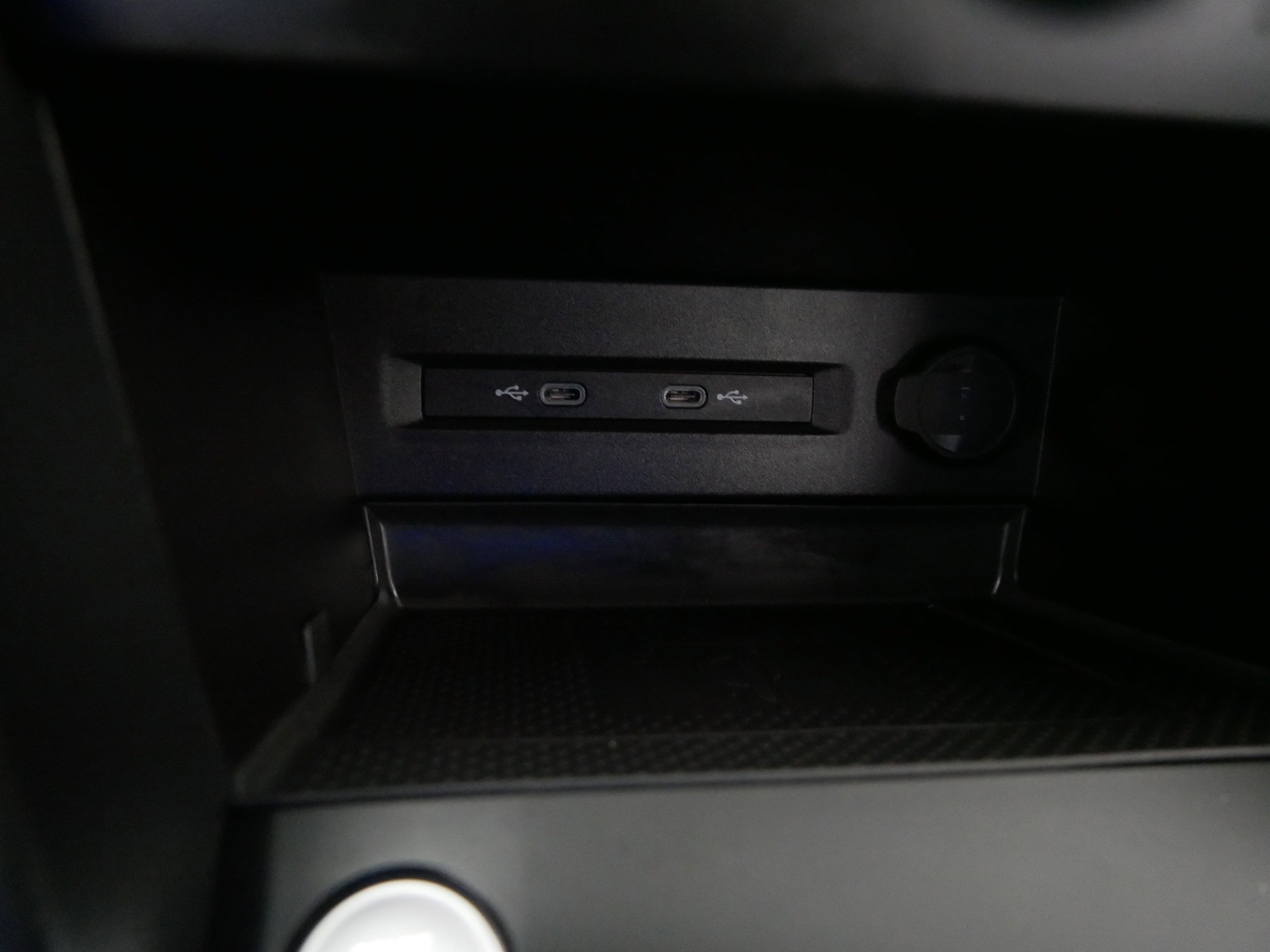 Certified 2022 Volkswagen Taos SE w/ Panoramic Sunroof Package image 30