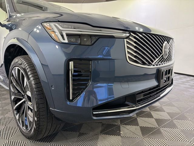 Used 2025 Volvo XC90 T8 Ultra w/ Protection Package Premier AWD/4WD image 17