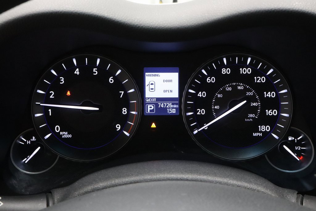 Used 2017 INFINITI Q70 3.7 w/ Technology Package image 28