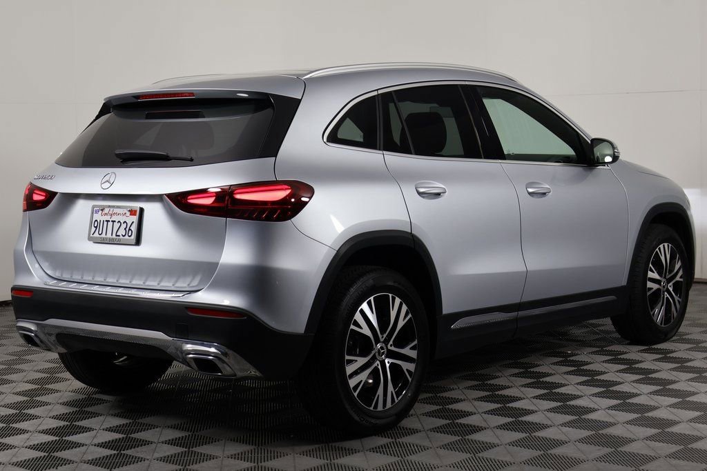 Certified 2026 Mercedes-Benz GLA 250 image 4