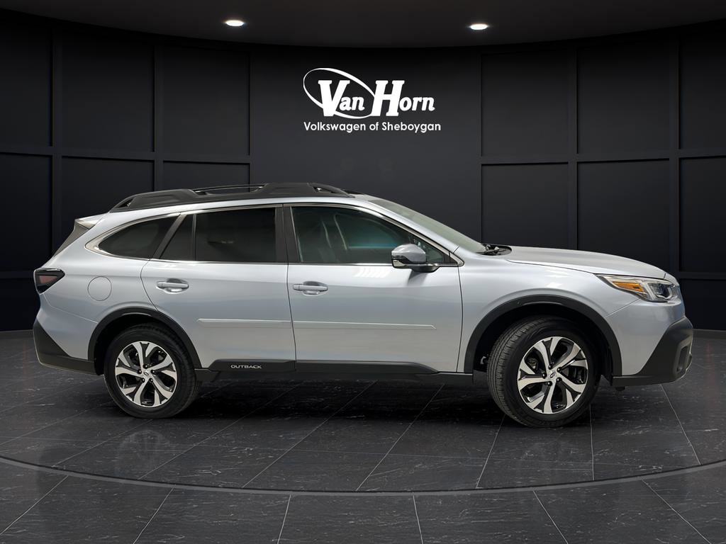 Used 2022 Subaru Outback Limited image 2