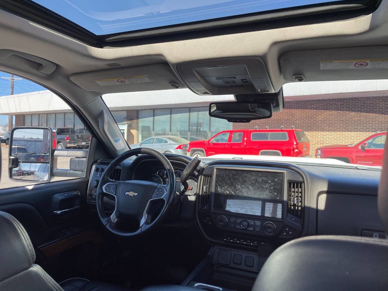Used 2018 Chevrolet Silverado 2500 High Country AWD/4WD image 30